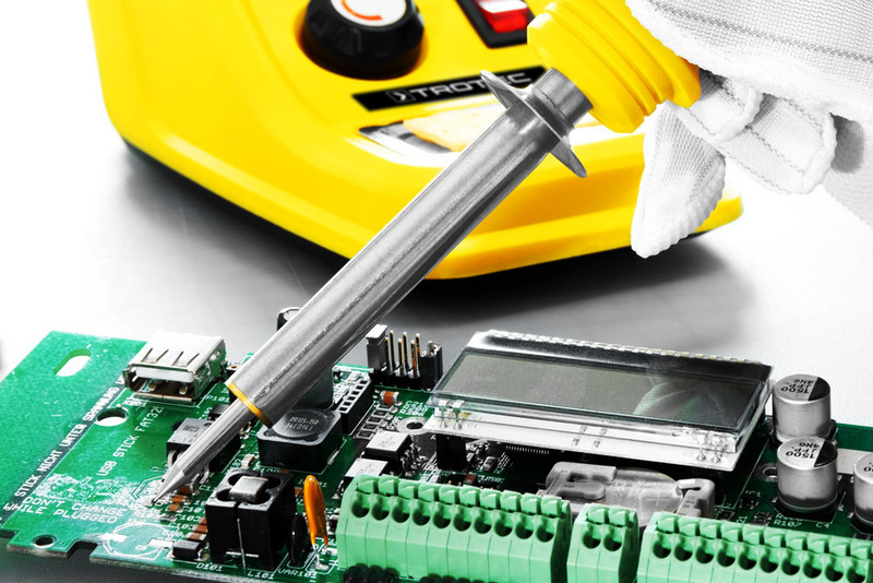 PSIS 11-230V – perfectly suited for precision soldering on printed circuit boards
